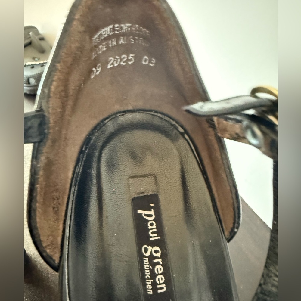 Paul Green Glossy Black Heels womens size 8 - Picture 7 of 9